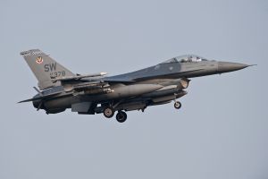 aviano september 11  2011 oup869 f 16cm 91 0378 55thfs 20thfw  shaw afb  sc rtb night mix
