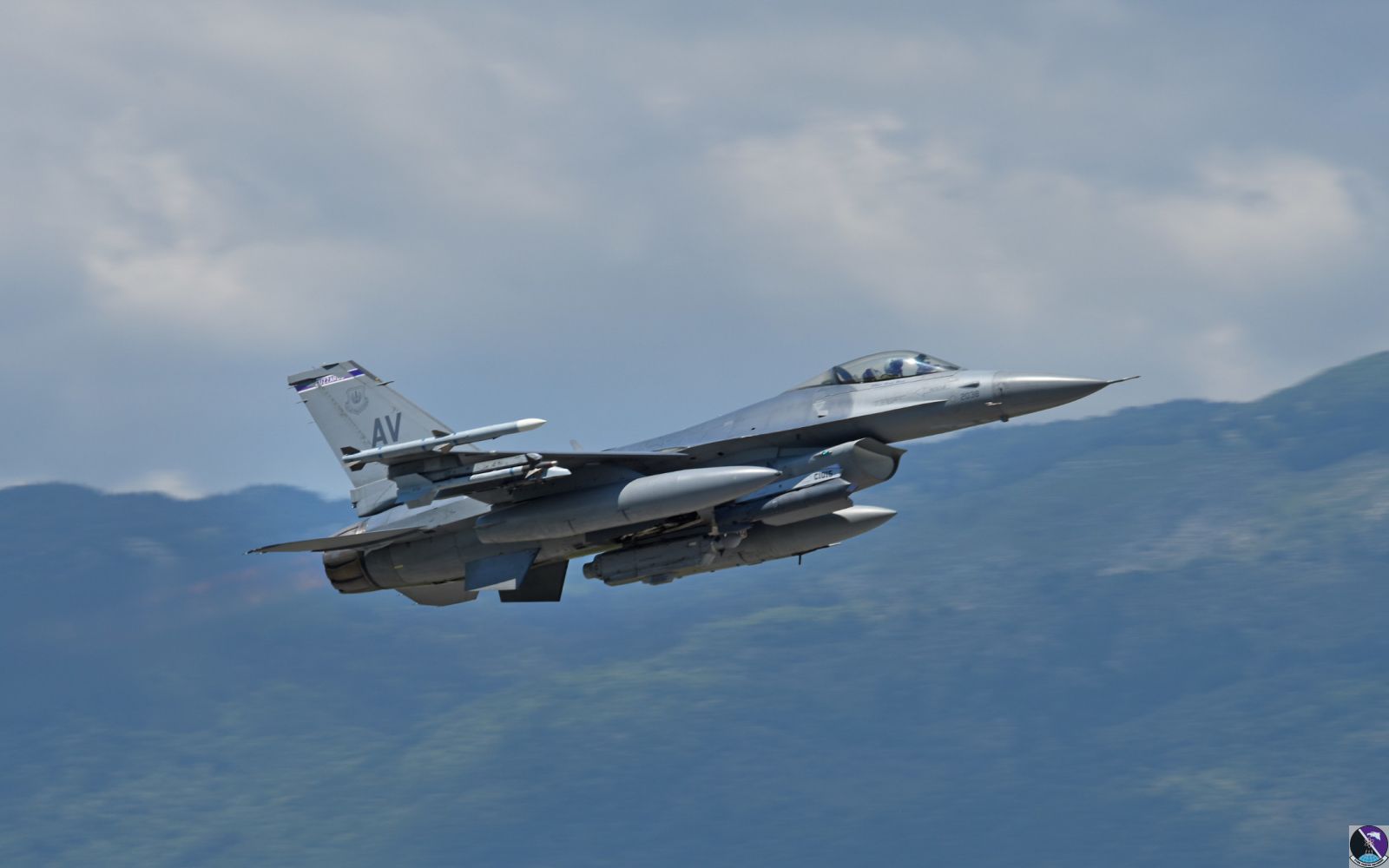 Aviano Elephant Walk